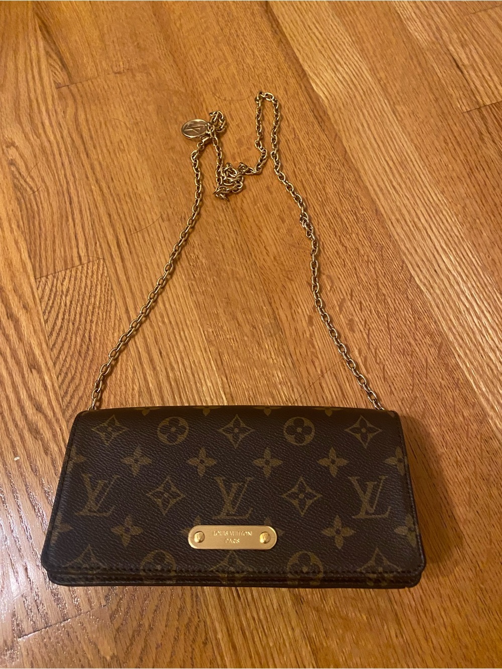 Louis Vuitton Monogram Crossbody Wallet in Brown with Gold Chain hardware film